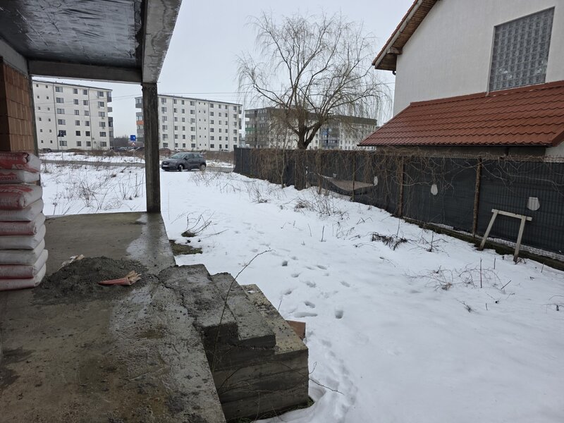 Comuna Pantelimon, pe strada Campului intersectie cu Al. Selimbar.